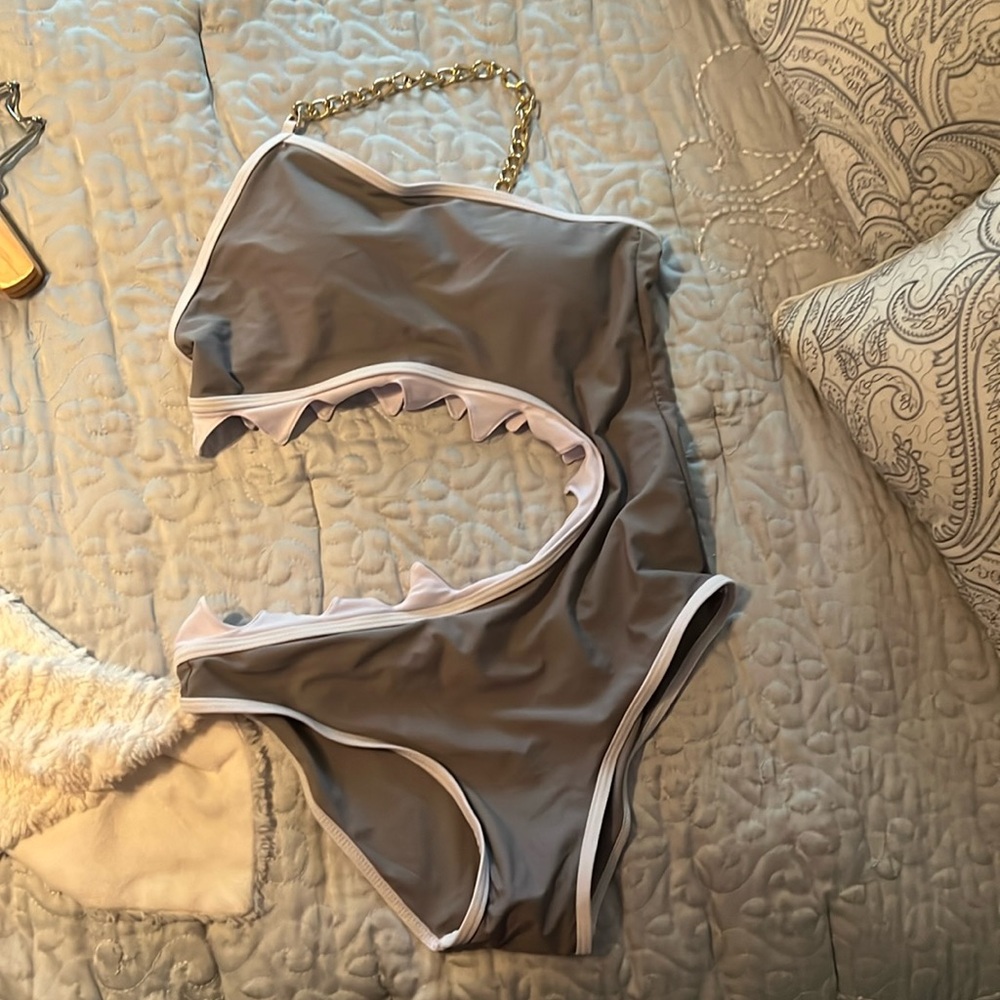 Super Fun! Jaws Swim Wear!!! Ladies Large!